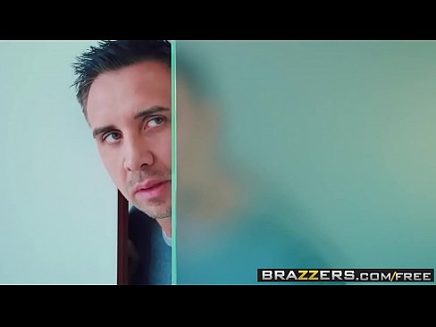 brazzers baby got boobs buddys sisters boobs scene starring aidra fox keiran lee 3